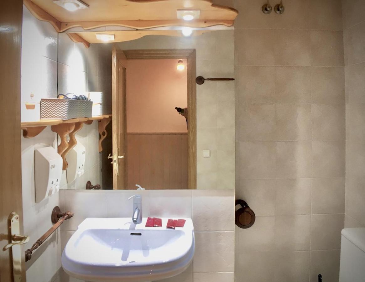 ברוארה Albergue Boi Romanic Suites מראה חיצוני תמונה